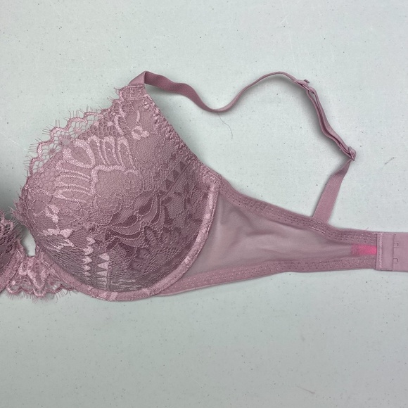 NWOT ROSE Lacy Plunge La Senza 32D. *P1041 - Picture 4 of 7